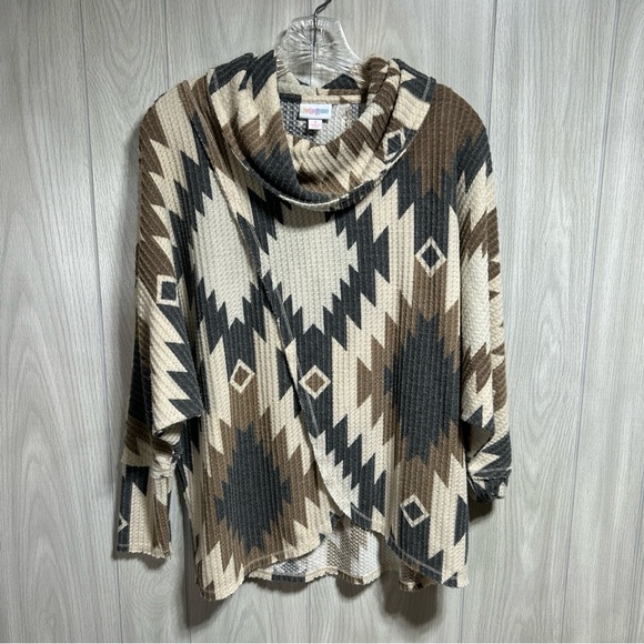LuLaRoe Aztec Pattern Sweater Size Small - Picture 1 of 9